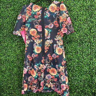 Short sleeve floral mid length