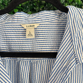 Short sleeve seersucker half button top