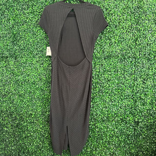 Short sleeve ribbed mid length maxi