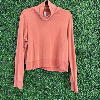 Long sleeve turleneck