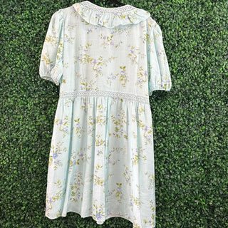 Short sleeve floral mid length dress