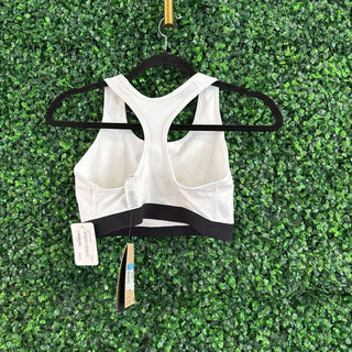 NWT Nike sports bra