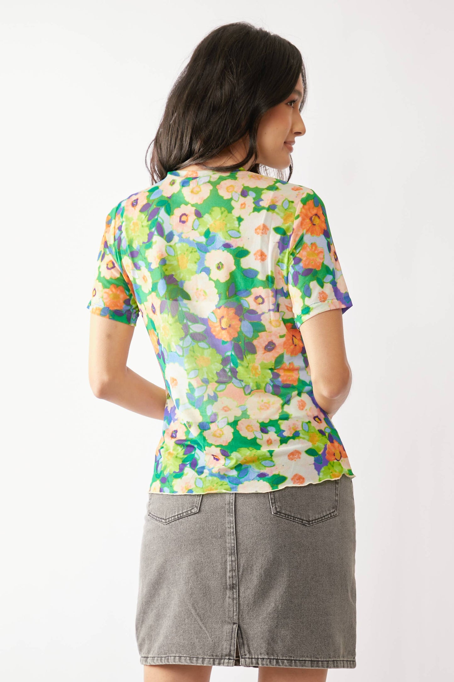 Davi & Dani - FLOWER PRINTED MESH SHORT SLEEVE TOP