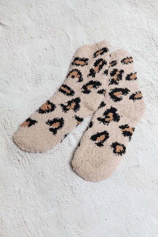 JOSSLYN by Wall to Wall - WARM CORAL FLEECE PLUSH ANIMAL FUZZY SOCKS | 40S02045